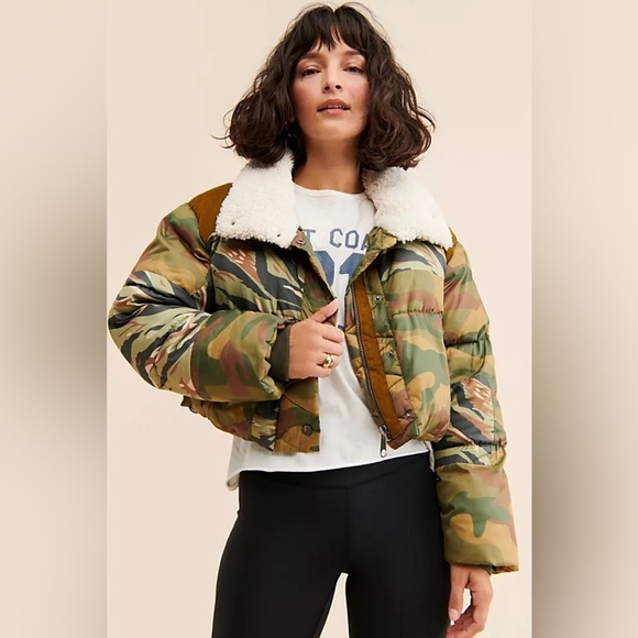 New! Free People x We The Free Camouflage Jacket with Shearling Collar 💚 Medium - Picture 6 of 10